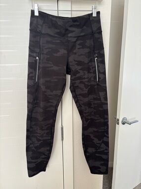 Athleta Rainier Tights in Black Camo
